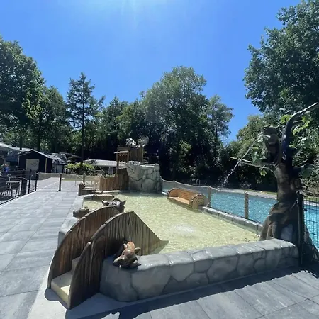 Дом отдыха Wellness W Hot Tub, Cleaning Included Хундерло